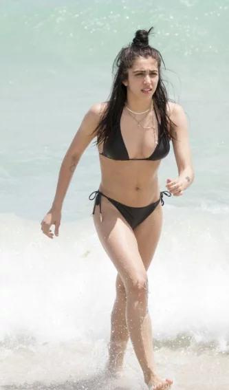 蝴蝶少女现场版