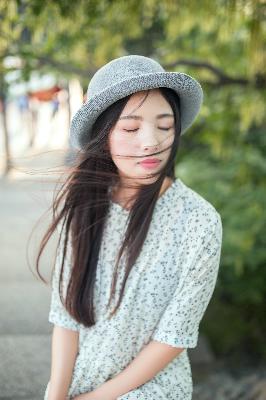 荒井小姐的秘密生活日剧免费观看