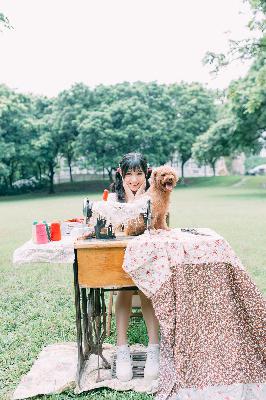 美女比基尼游泳图片视频