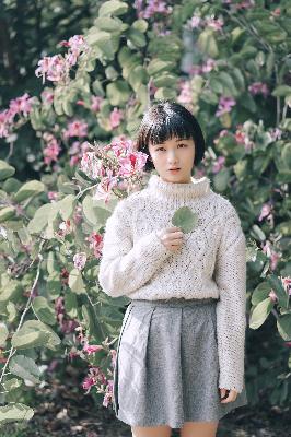 泡在我家的辣妹